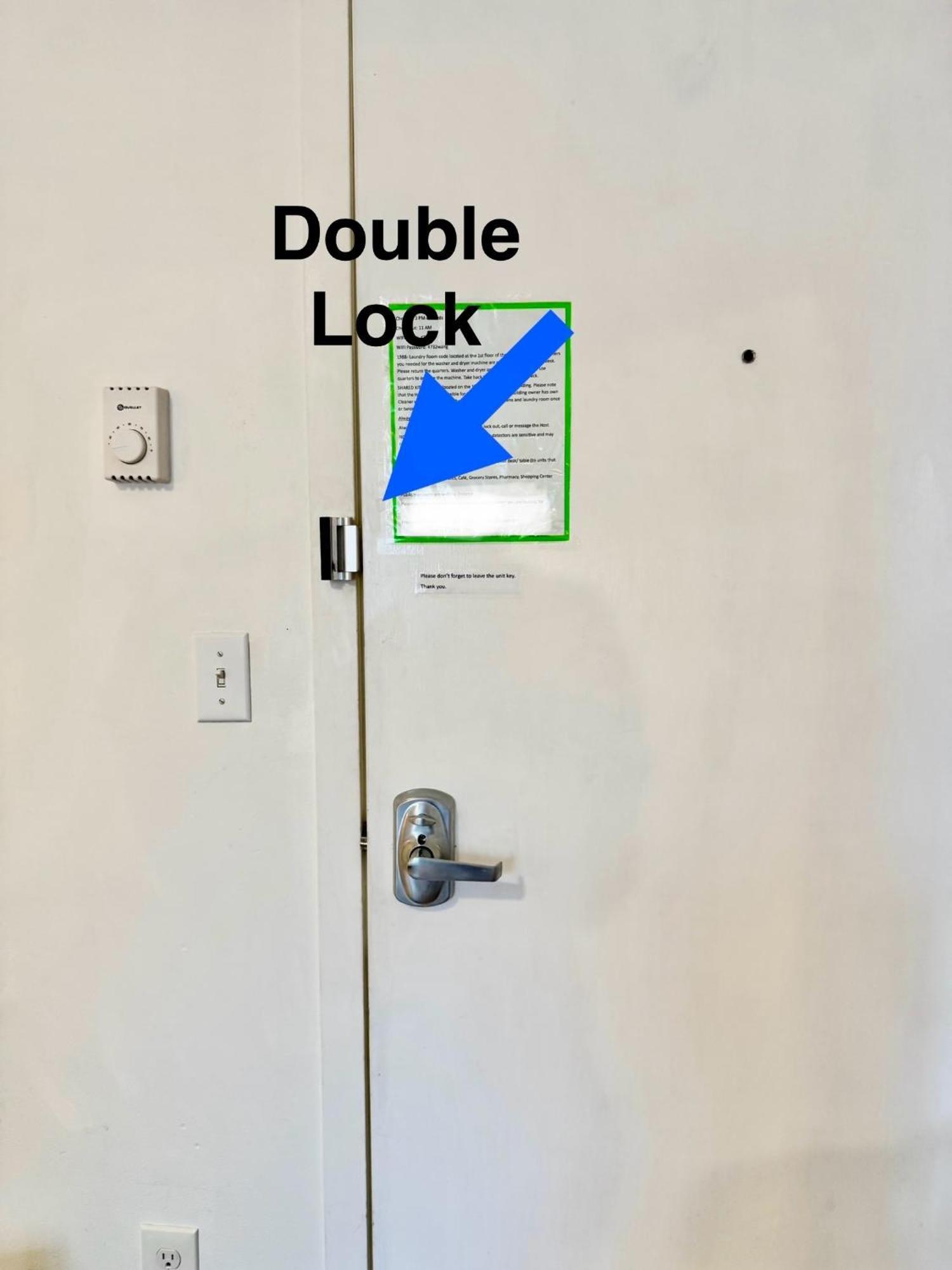 Private Room With Shared Bathroom On The 1St Floor 10 Minutes Walk To University Of Washington Seattle Exterior photo